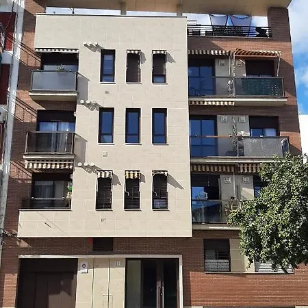 Duplex Junto Al Puente Con Terraza Y Parking Privado A 5m Del Teatro De La Axerquia De *
