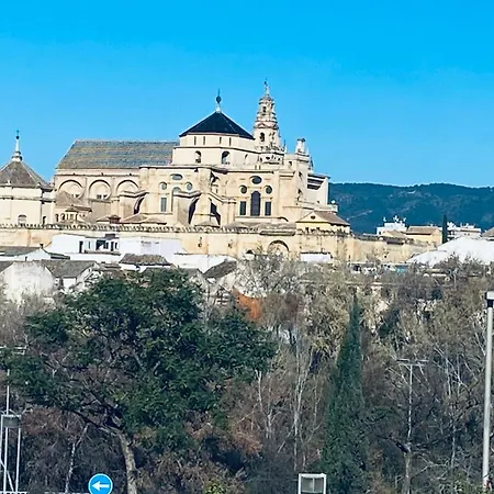 Duplex Junto Al Puente Con Terraza Y Parking Privado A 5m Del Teatro De La Axerquia De Apartment Córdoba