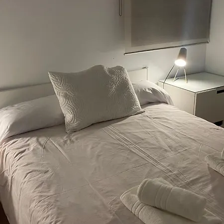 Duplex Junto Al Puente Con Terraza Y Parking Privado A 5m Del Teatro De La Axerquia De Apartment *
