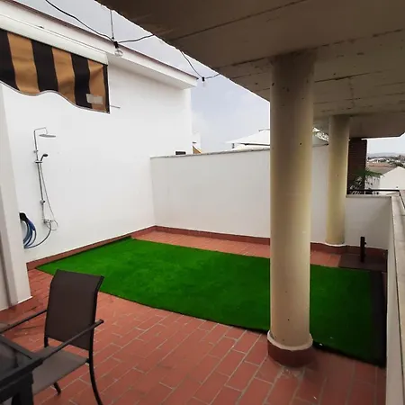 Apartamento Duplex Junto Al Puente Con Gran Terraza Y Parking Privado *